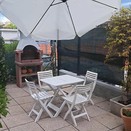 La Casa Di Piccoli' Di Gabriele Martelli E Catia Pacetti - Ape